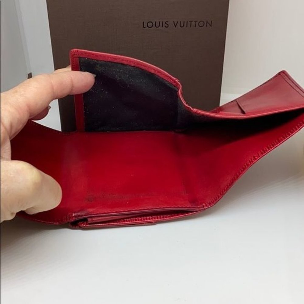 Louis Vuitton Epi Compact Wallet - Picture 5 of 13